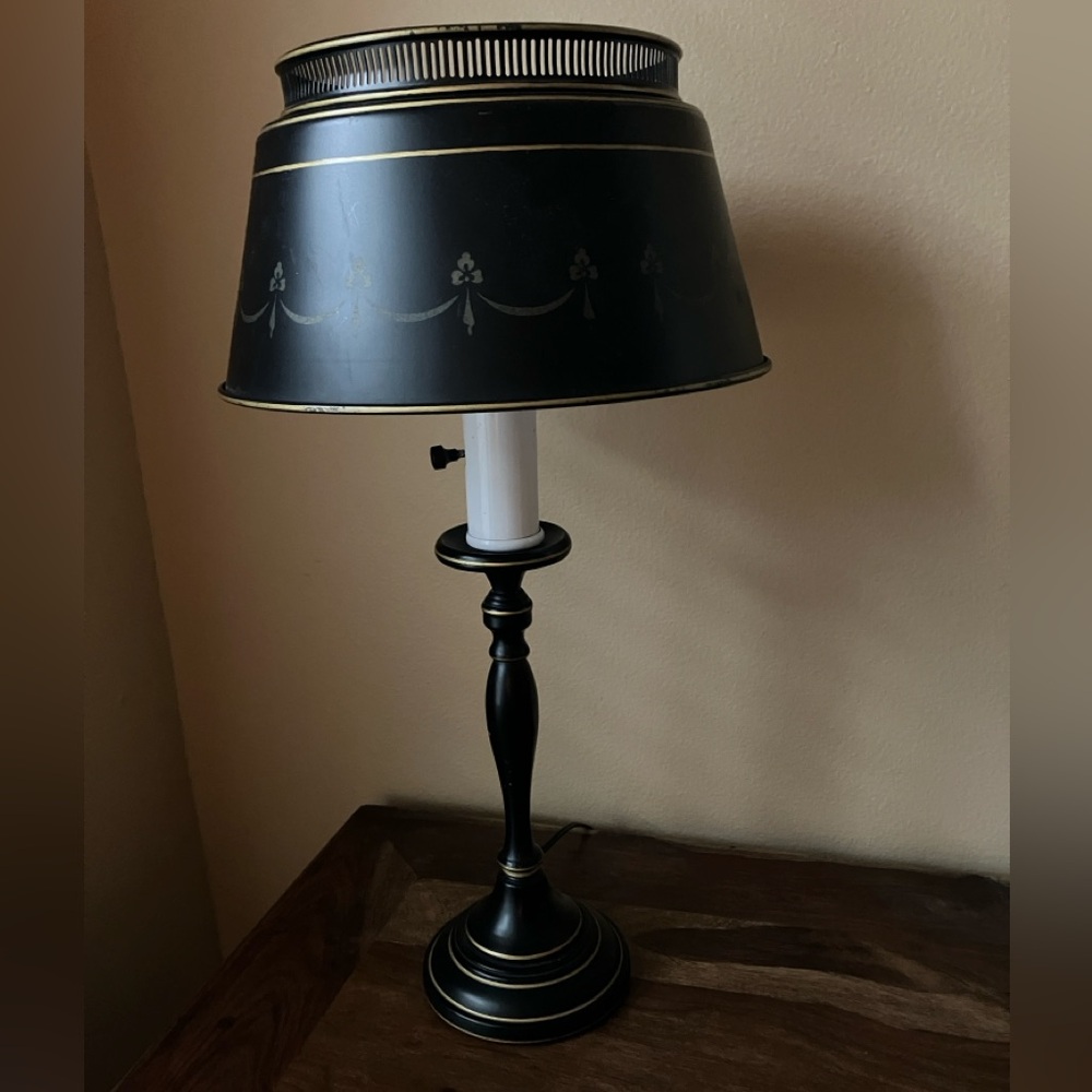 Table lamp metal vintage